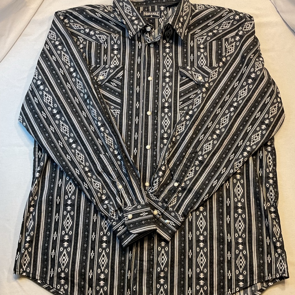 Panhandle Men's 100% Cotton Black/White Aztec Western Pattern, Size XL Button-Up